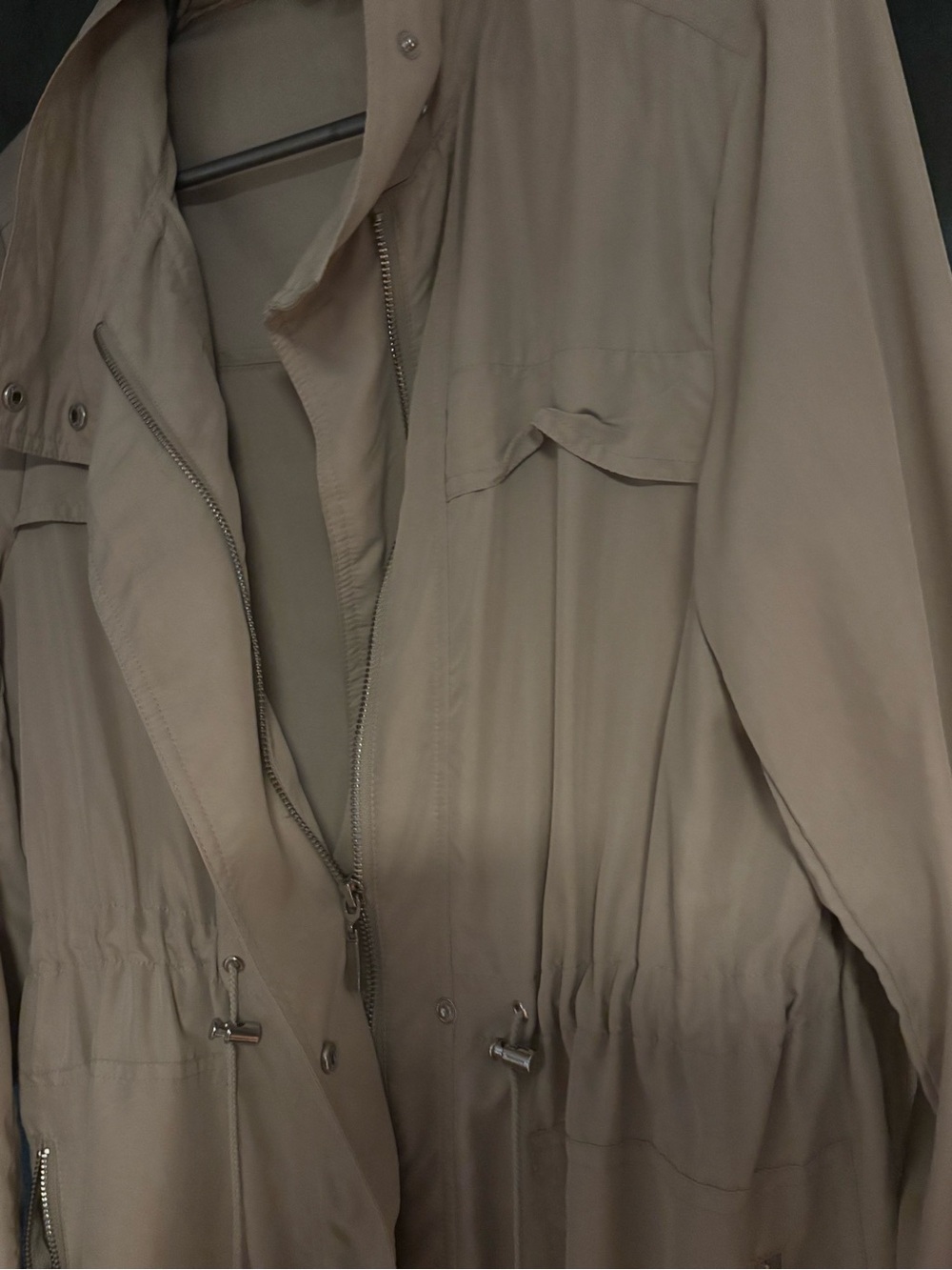 Max Cocos Women’s Beige Drawstring Waist Trench Coat size M - Picture 7 of 8
